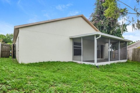 Villa ou maison à louer à Apopka, Floride: 3 chambres, 135.36 m2 № 2407008 - photo 16