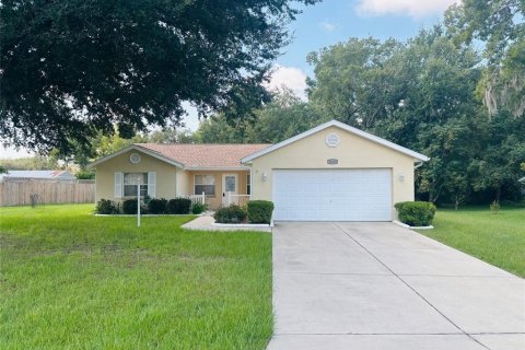 Casa en alquiler en Ocala, Florida, 3 dormitorios, 120.96 m2 № 1911663 - foto 1