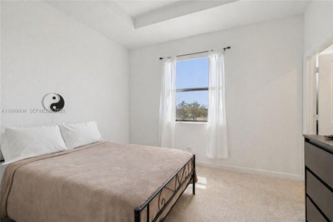 Купить таунхаус в Хомстед, Флорида 3 спальни, 123.37м2, № 2064340 - фото 21