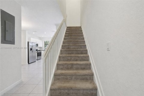 Купить таунхаус в Хомстед, Флорида 3 спальни, 123.37м2, № 2064340 - фото 14