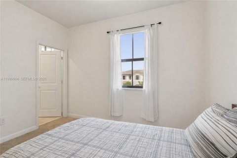 Купить таунхаус в Хомстед, Флорида 3 спальни, 123.37м2, № 2064340 - фото 29