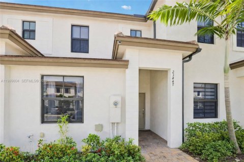 Купить таунхаус в Хомстед, Флорида 3 спальни, 123.37м2, № 2064340 - фото 5