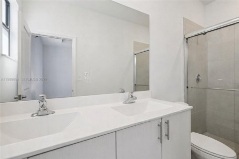 Купить таунхаус в Хомстед, Флорида 3 спальни, 123.37м2, № 2064340 - фото 24