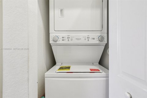 Купить таунхаус в Хомстед, Флорида 3 спальни, 123.37м2, № 2064340 - фото 26