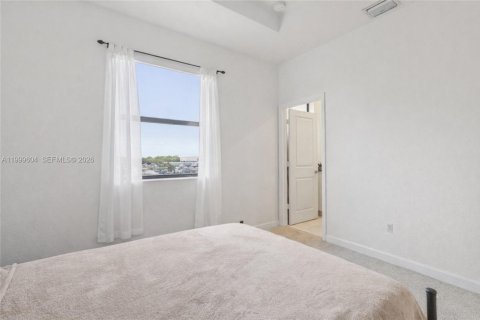 Купить таунхаус в Хомстед, Флорида 3 спальни, 123.37м2, № 2064340 - фото 22