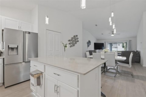 Casa en venta en Palm Coast, Florida, 3 dormitorios, 139.35 m2 № 2113016 - foto 5