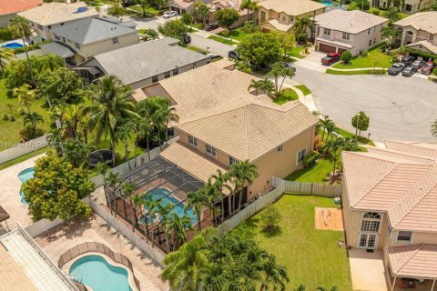 Купить виллу или дом в Мирамар, Флорида 4 спальни, 319.49м2, № 1953335 - фото 21