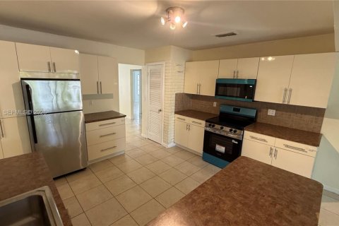 Copropriété à louer à Coral Springs, Floride: 3 chambres, 145.86 m2 № 2077766 - photo 5