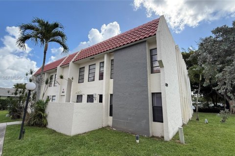 Condo à Coral Springs, Floride, 3 chambres № 2077766