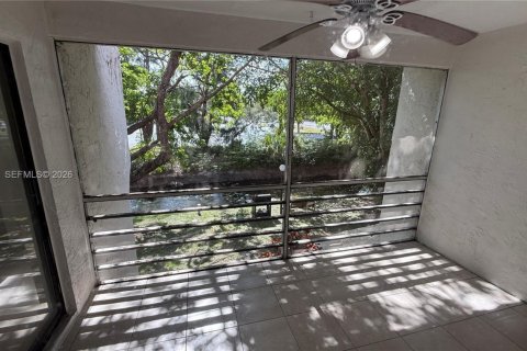 Copropriété à louer à Coral Springs, Floride: 3 chambres, 145.86 m2 № 2077766 - photo 19