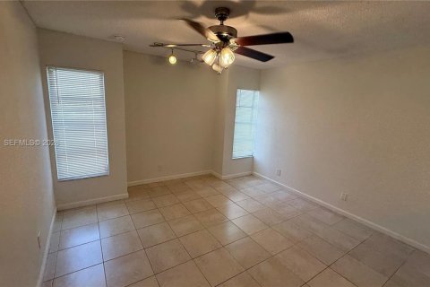 Copropriété à louer à Coral Springs, Floride: 3 chambres, 145.86 m2 № 2077766 - photo 8