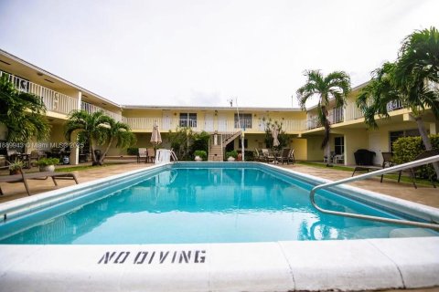 Condo in Fort Lauderdale, Florida, 1 bedroom  № 1950500 - photo 28