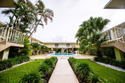 Condo in Fort Lauderdale, Florida, 1 bedroom  № 1950500 - photo 3