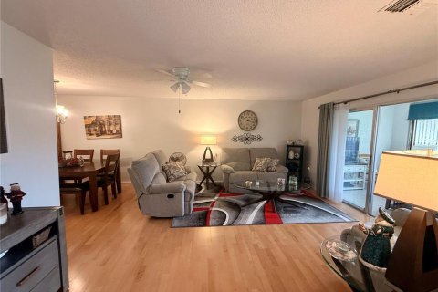 Copropriété à vendre à Port Richey, Floride: 2 chambres, 127.46 m2 № 2231430 - photo 3