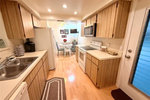 Copropriété à vendre à Port Richey, Floride: 2 chambres, 127.46 m2 № 2231430 - photo 5