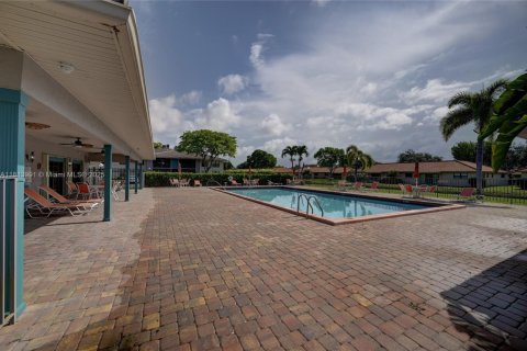 Condo in Boynton Beach, Florida, 2 bedrooms  № 1958705 - photo 25