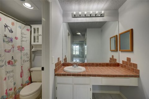 Condo in Boynton Beach, Florida, 2 bedrooms  № 1958705 - photo 21
