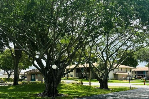 Condo in Boynton Beach, Florida, 2 bedrooms  № 1958705 - photo 27