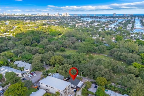 Villa ou maison à vendre à Fort Lauderdale, Floride: 2 chambres, 83.61 m2 № 1941074 - photo 30
