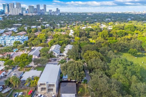 Villa ou maison à vendre à Fort Lauderdale, Floride: 2 chambres, 83.61 m2 № 1941074 - photo 21