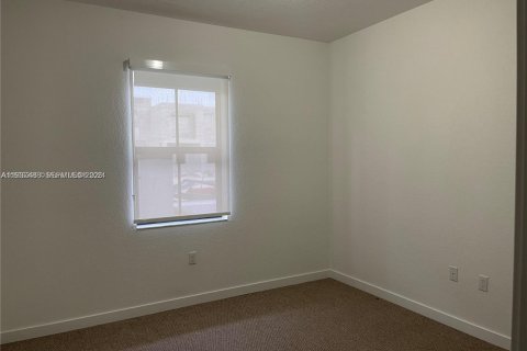 Condo in Miami, Florida, 3 bedrooms  № 1997182 - photo 4