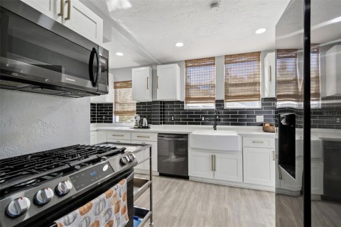 Casa en venta en Saint Petersburg, Florida, 2 dormitorios, 133.5 m2 № 2095773 - foto 16