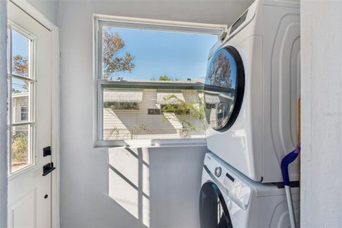 Casa en venta en Saint Petersburg, Florida, 2 dormitorios, 133.5 m2 № 2095773 - foto 21