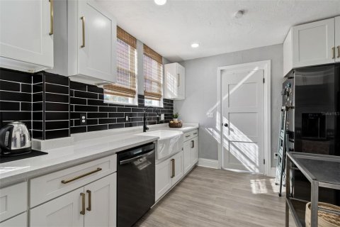 Casa en venta en Saint Petersburg, Florida, 2 dormitorios, 133.5 m2 № 2095773 - foto 18