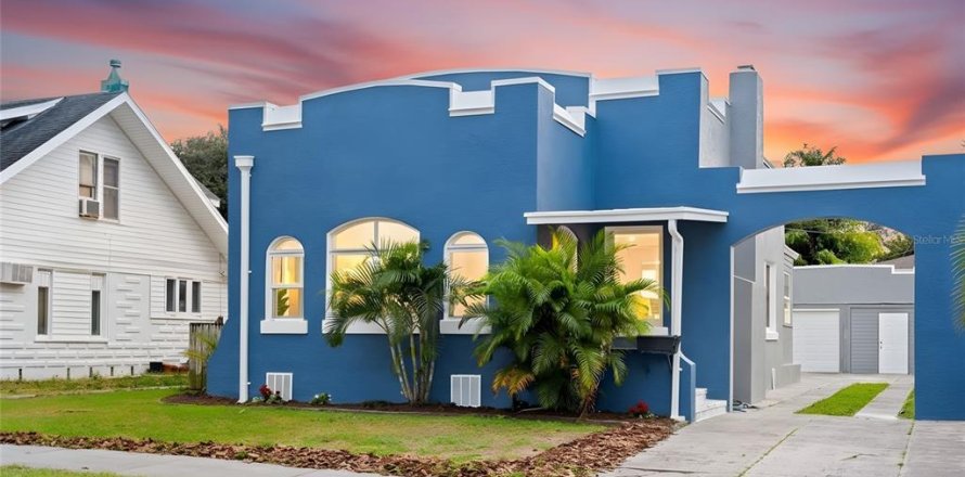 Casa en Saint Petersburg, Florida 2 dormitorios, 133.5 m2 № 2095773