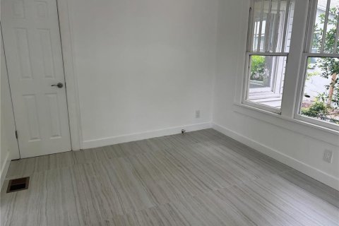 Villa ou maison à louer à Saint Petersburg, Floride: 4 chambres, 134.52 m2 № 2114780 - photo 28