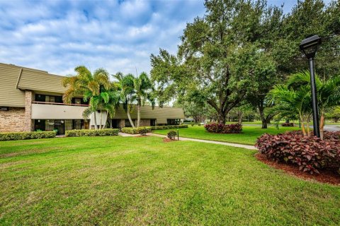Condo in Palm Harbor, Florida, 2 bedrooms  № 1528919 - photo 7
