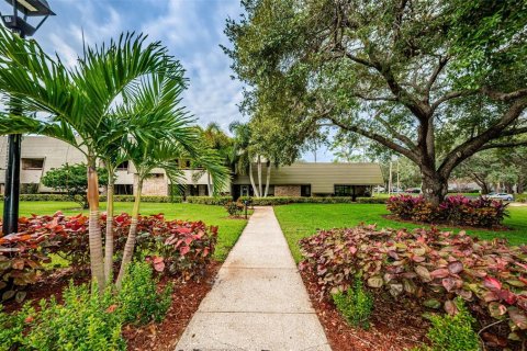 Condo in Palm Harbor, Florida, 2 bedrooms  № 1528919 - photo 4