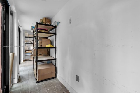 Apartment in Miami, Florida 2 bedrooms № 1952603 - photo 27