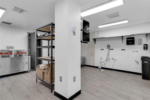 Apartment in Miami, Florida 2 bedrooms № 1952603 - photo 26