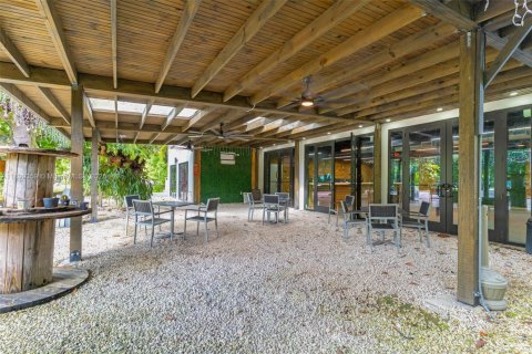 Apartment in Miami, Florida 2 bedrooms № 1952603 - photo 19