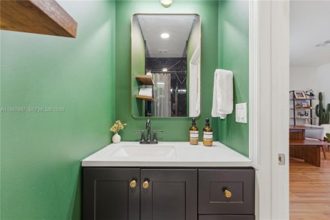 Купить таунхаус в Хайалиа, Флорида 1 комната, 153.29м2, № 2017737 - фото 23