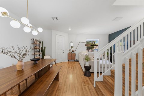 Купить таунхаус в Хайалиа, Флорида 1 комната, 153.29м2, № 2017737 - фото 3