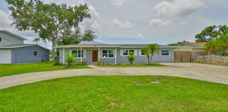 Casa en Saint Petersburg, Florida 4 dormitorios, 152.27 m2 № 1829633