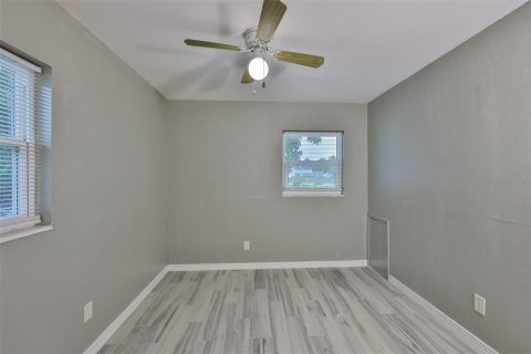 Casa en alquiler en Saint Petersburg, Florida, 4 dormitorios, 152.27 m2 № 1829633 - foto 30