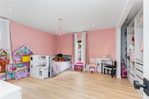 Снять в аренду виллу или дом в Майами, Флорида 5 спален, 269.6м2, № 2024447 - фото 28