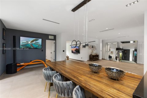 Снять в аренду виллу или дом в Майами, Флорида 5 спален, 269.6м2, № 2024447 - фото 11