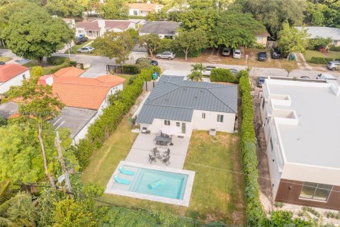 Casa en venta en Miami, Florida, 3 dormitorios, 123.93 m2 № 1951712 - foto 29