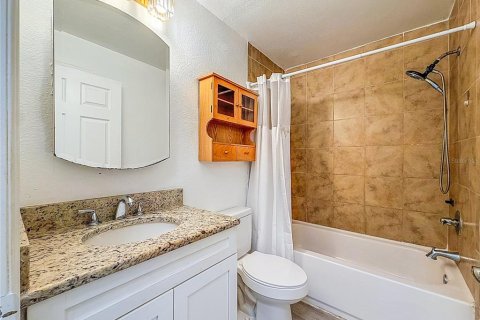 Villa ou maison à vendre à Valrico, Floride: 4 chambres, 212.47 m2 № 2222642 - photo 23