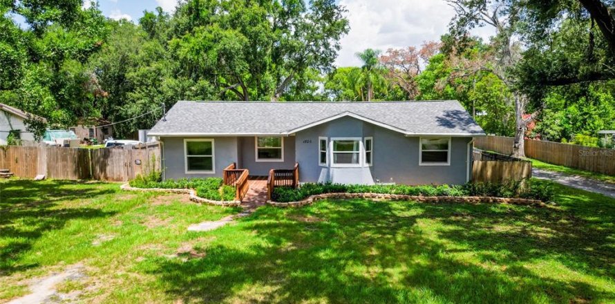 Villa ou maison à Valrico, Floride 4 chambres, 212.47 m2 № 2222642