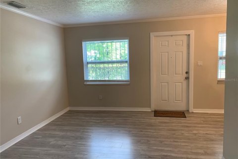 Villa ou maison à vendre à Tampa, Floride: 4 chambres, 126.35 m2 № 1879553 - photo 5