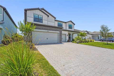 Casa en venta en Lakewood Ranch, Florida, 6 dormitorios, 494.52 m2 № 1677187 - foto 13