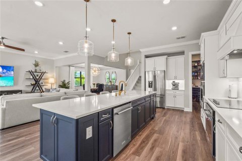 Casa en venta en Lakewood Ranch, Florida, 6 dormitorios, 494.52 m2 № 1677187 - foto 19