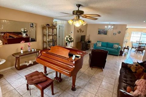 Villa ou maison à vendre à Port Richey, Floride: 3 chambres, 157.93 m2 № 2304790 - photo 7