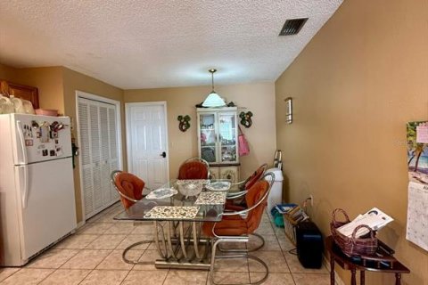 Villa ou maison à vendre à Port Richey, Floride: 3 chambres, 157.93 m2 № 2304790 - photo 12