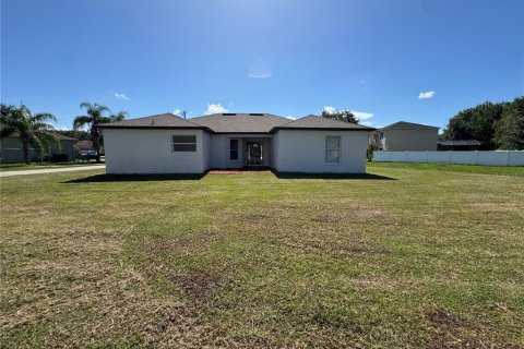 Villa ou maison à vendre à Kissimmee, Floride: 4 chambres, 145.21 m2 № 1843160 - photo 25
